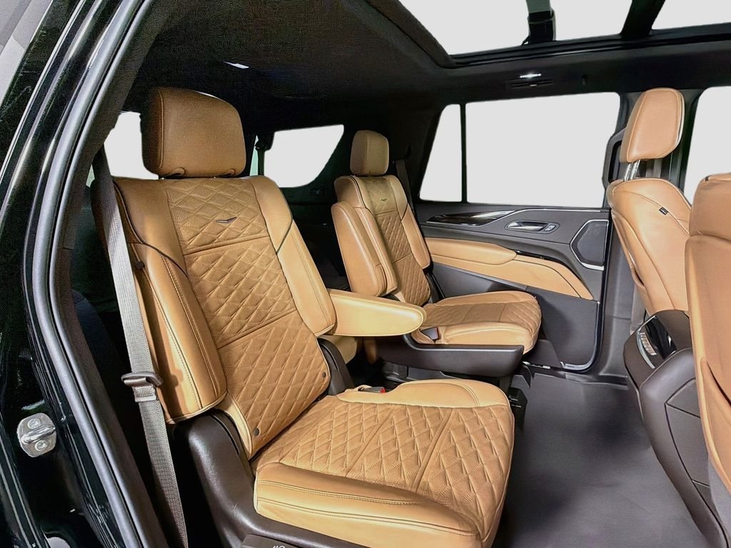 Used 2024 Black Cadillac Sport image 29