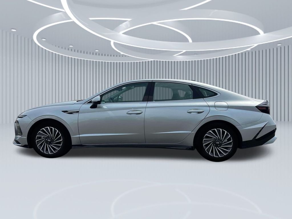 New 2025 Silver Hyundai Limited image 22