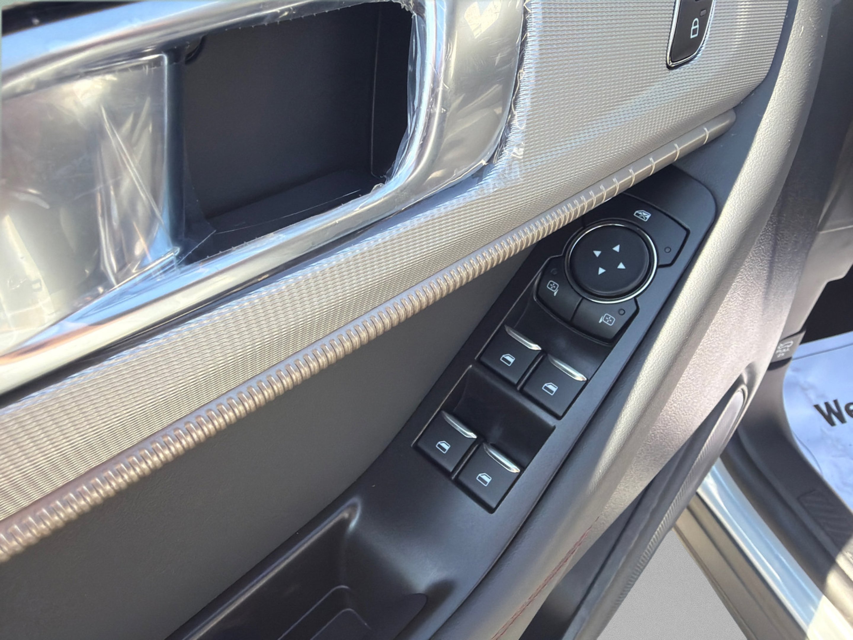 New 2026 Space White Metallic Ford Active image 17