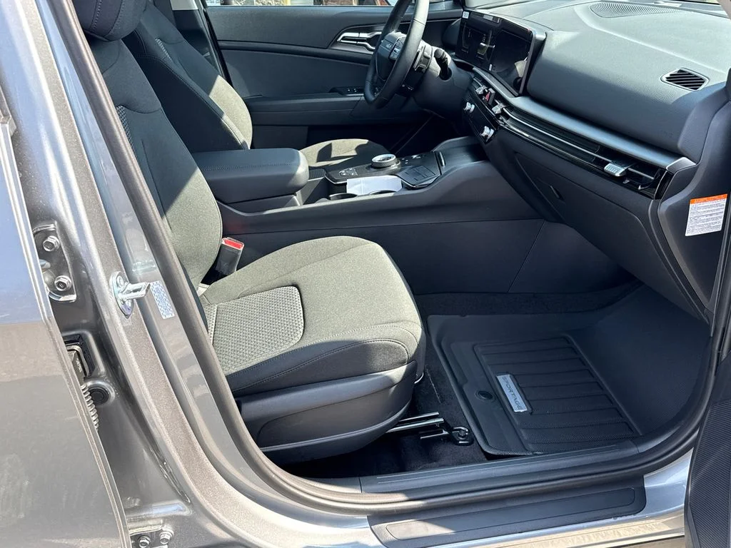 New 2026 Steel Gray Kia LX image 13