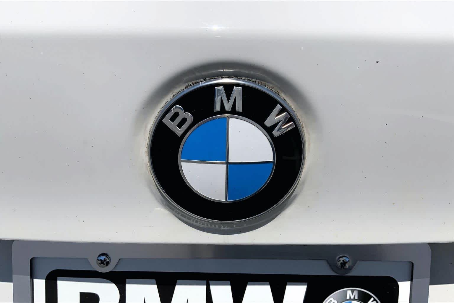 Used 2018 Alpine White BMW xDrive28i image 9
