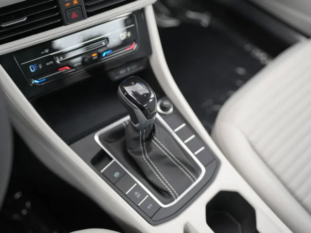 New 2026 Deep Black Pearl Volkswagen 1.5T S image 15