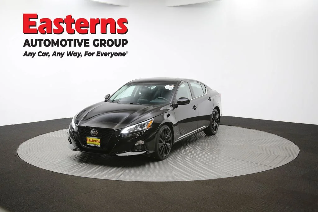 Used 2022 Black Nissan 2.5 SR image 52