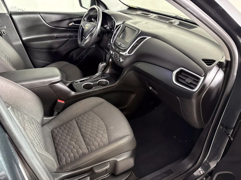 Used 2021 NIGHTFALL GRAY METALLIC Chevrolet LT image 17