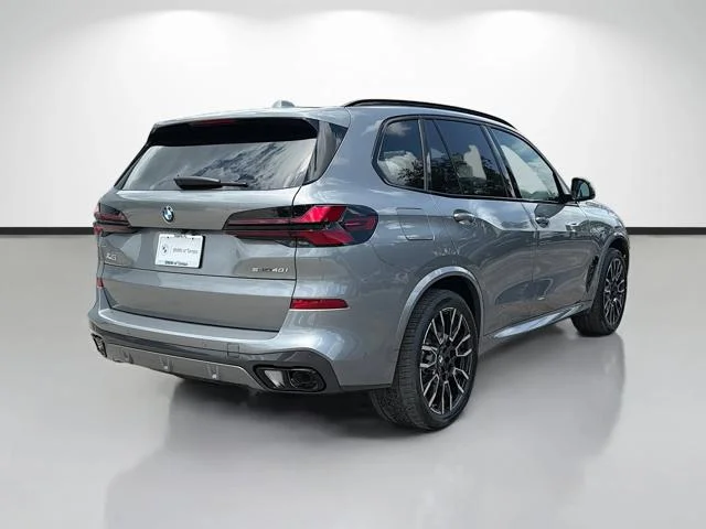 New 2026 Skyscraper Grey Metallic BMW sDrive40i image 3