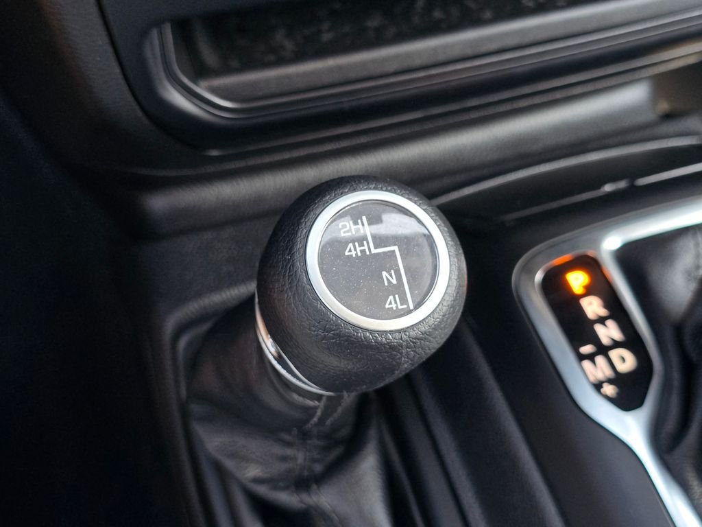 Used 2023 Gray Jeep Sport S image 6