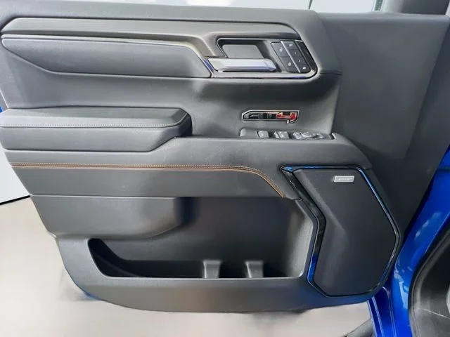 Used 2023 Blue GMC AT4 image 32
