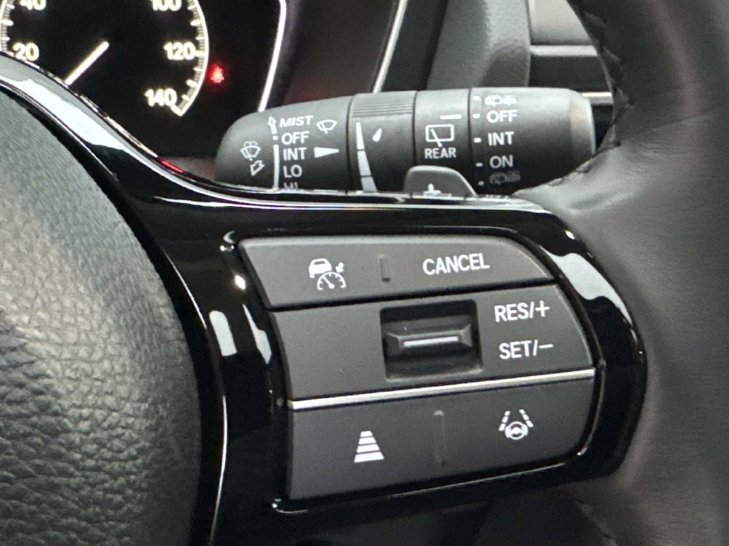 Used 2025 Red Honda Touring image 31