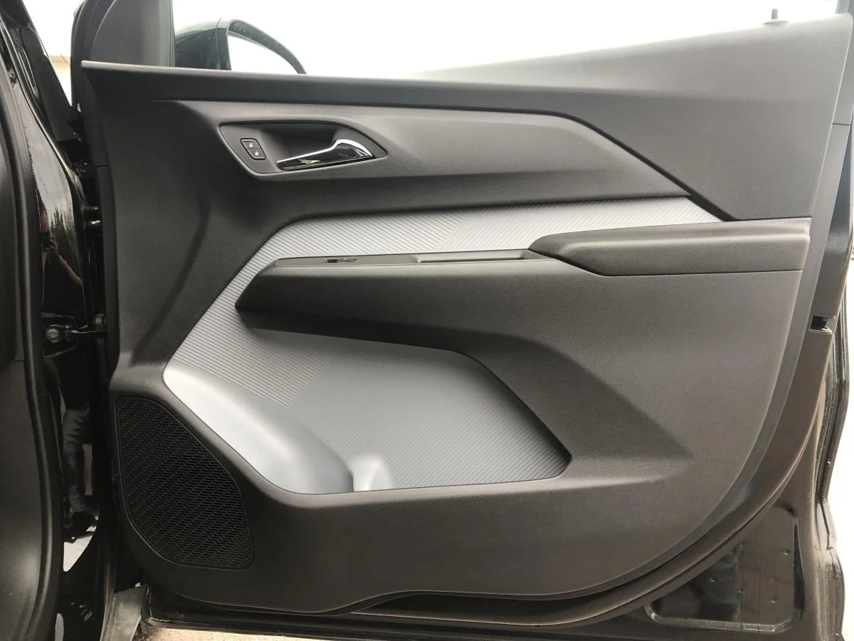 New 2027 Black Chevrolet Fwd 4dr Rs image 18