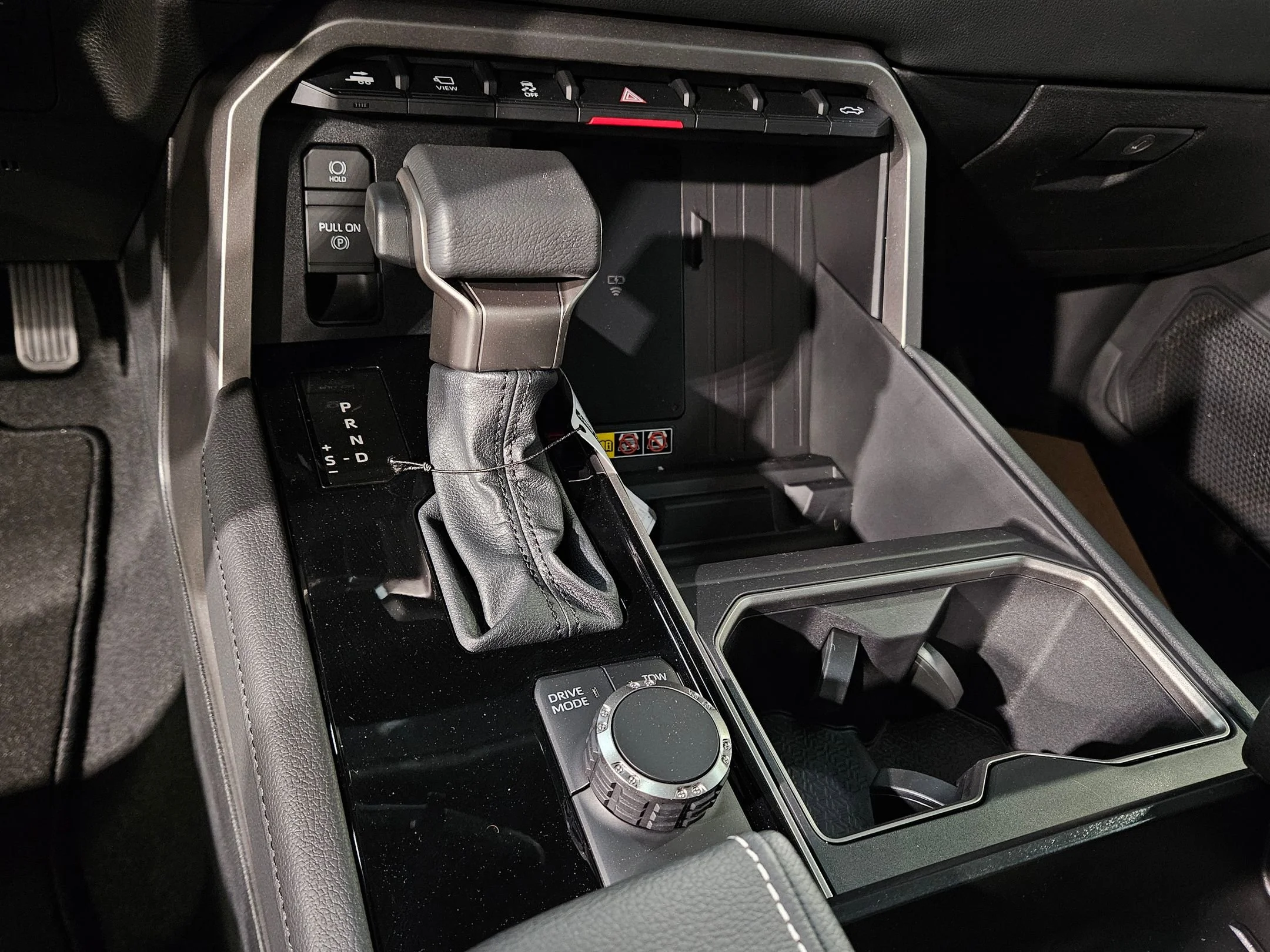2026 Toyota Tundra Limited - Photo 19