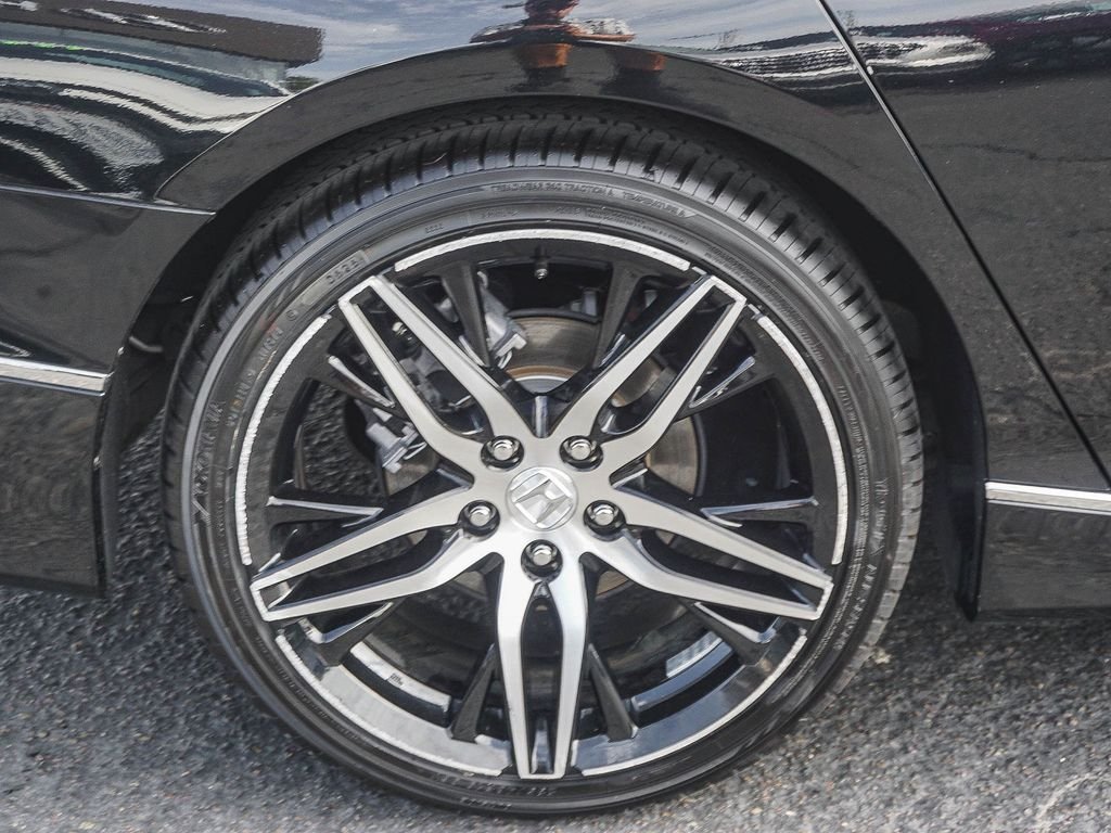 Used 2022  Honda Touring image 8