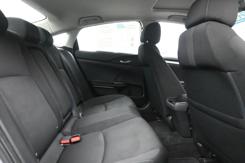 Used 2016 Silver Honda EX-T image 10