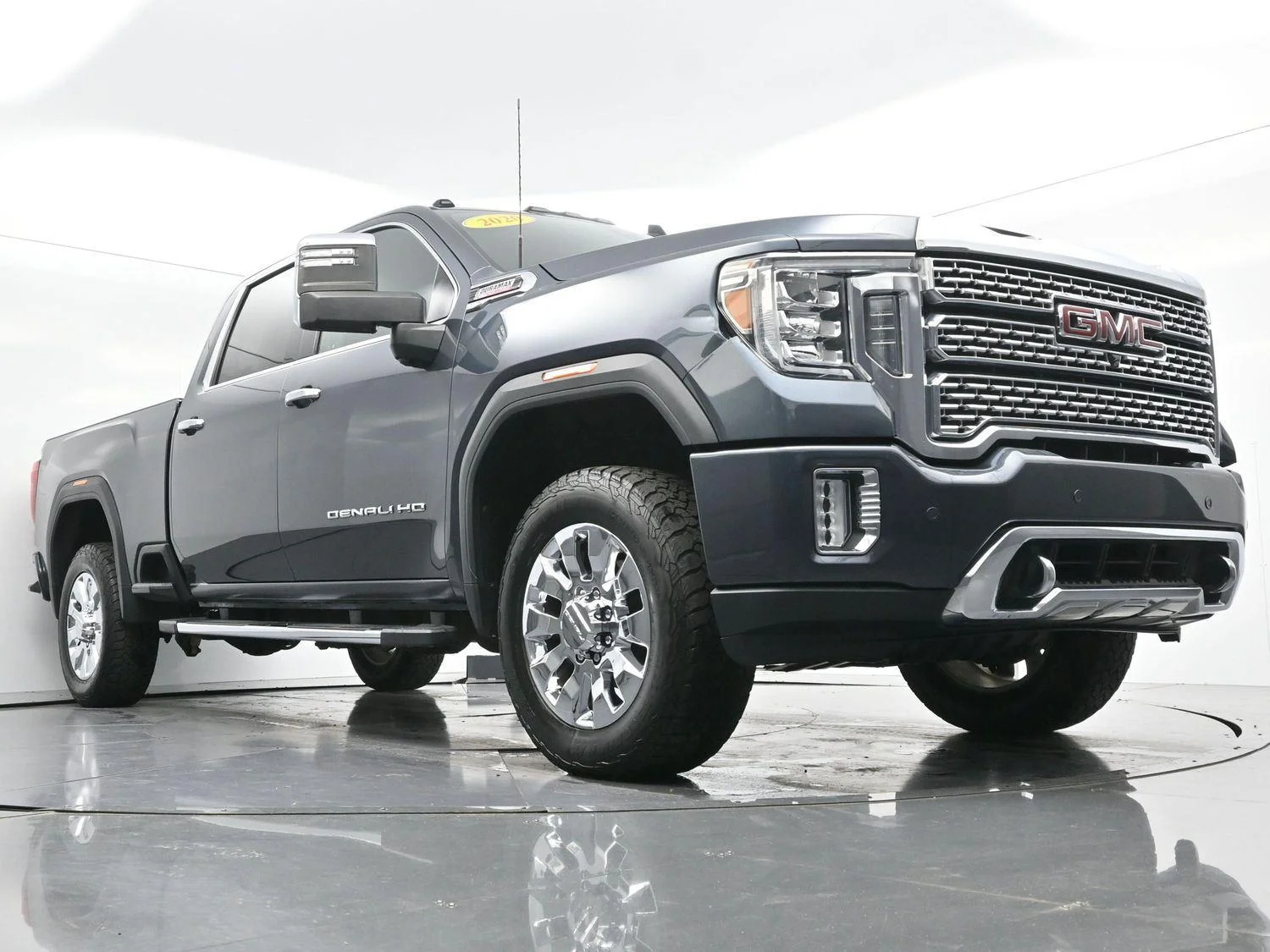 Used 2020 Dark Sky Metallic GMC Denali image 49