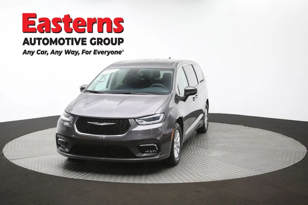 Used 2023 Gray Chrysler Touring L image 55