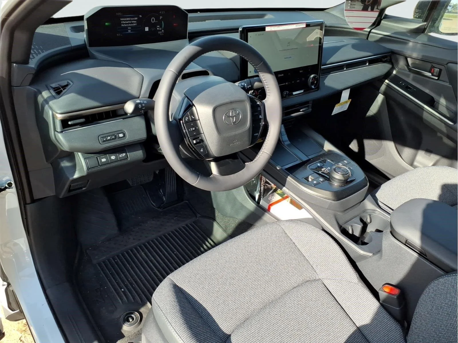 2026 Toyota bZ XLE - Photo 17