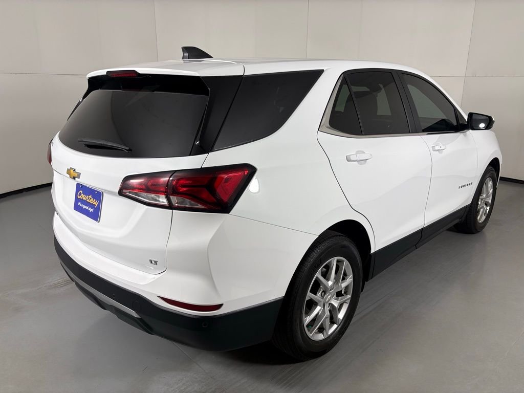 Used 2024 White Chevrolet LT image 8