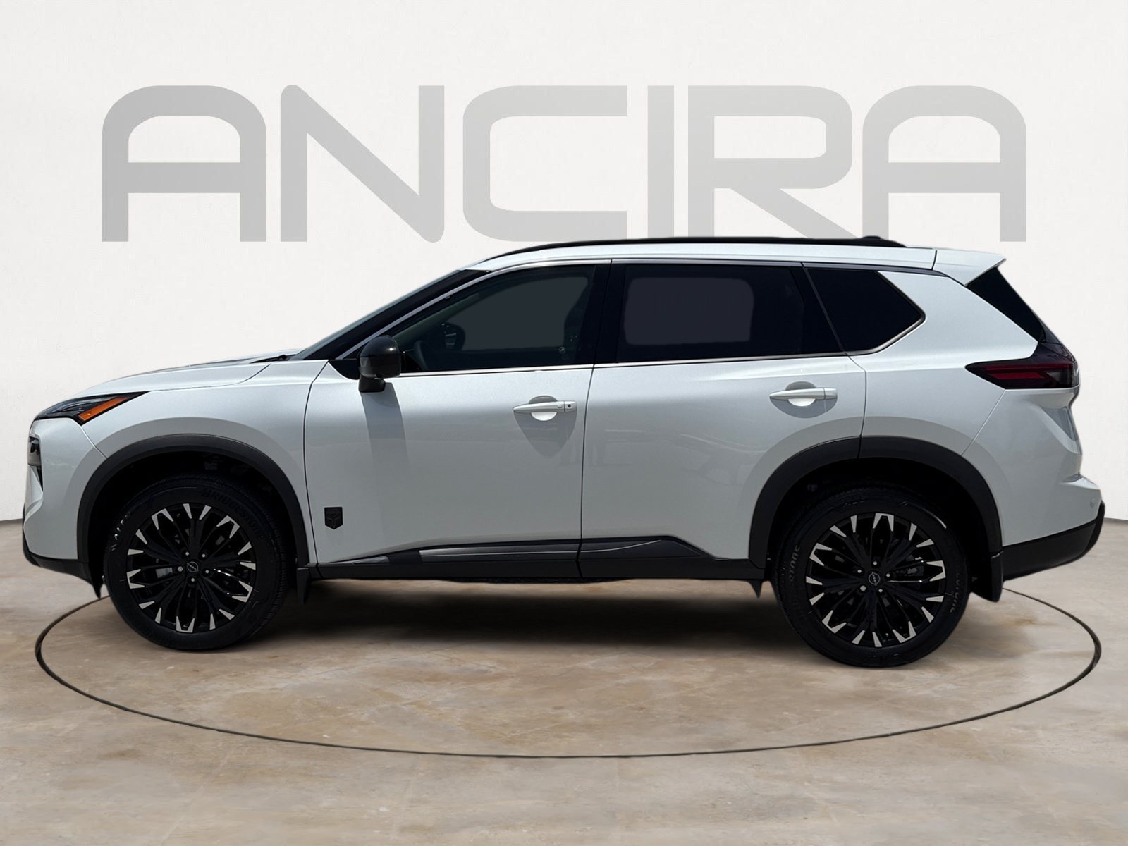 New 2026 Everest White Pearl Tricoat Nissan Dark Armor image 7