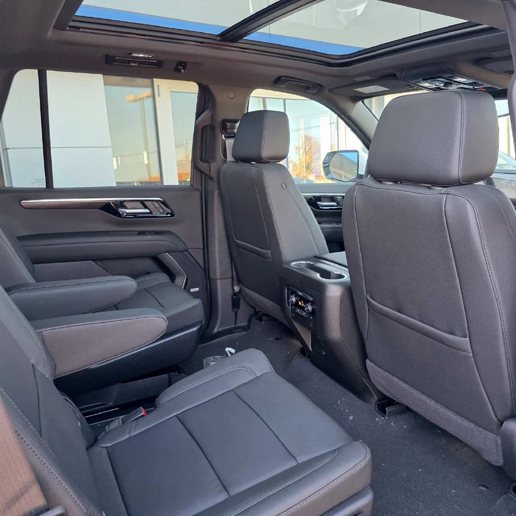 2027 Chevrolet Tahoe Z71 - Photo 22