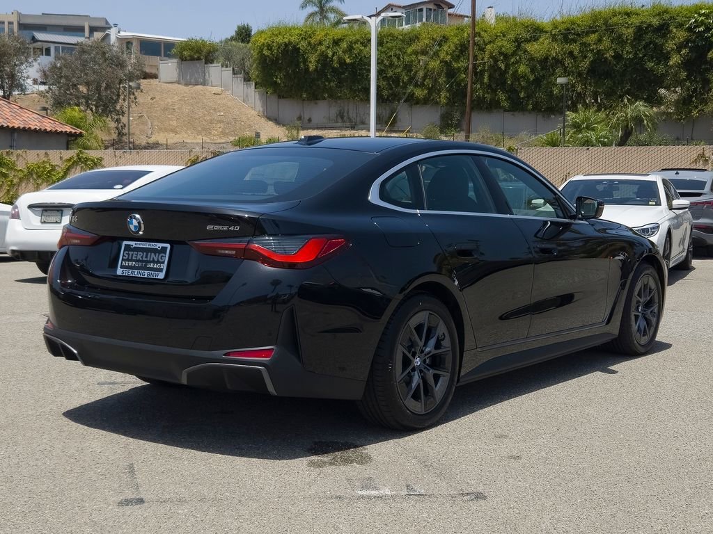 New 2026 Black Sapphire Metallic BMW eDrive40 image 18