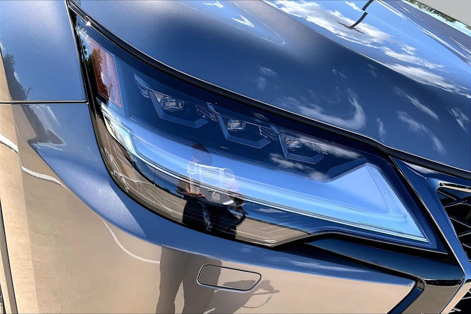 Used 2026 Manganese Luster Lexus F SPORT Handling image 28