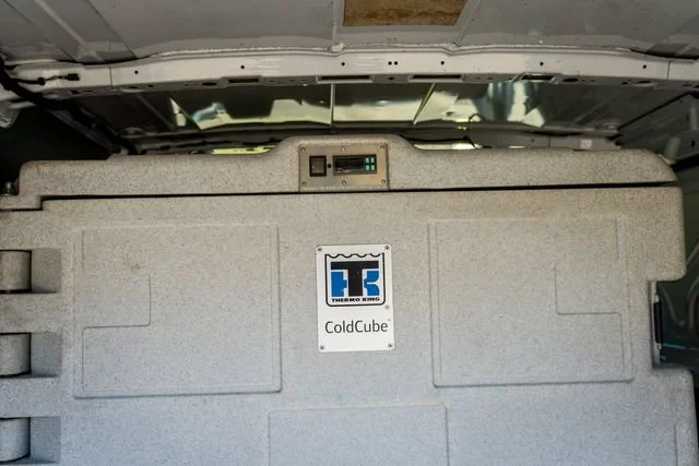 Used 2016 Oxford White Ford Base image 24