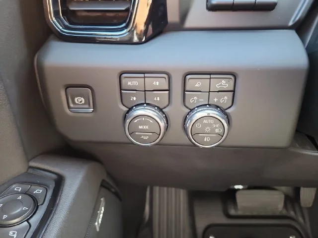 Certified Used 2026 White GMC AT4 image 31