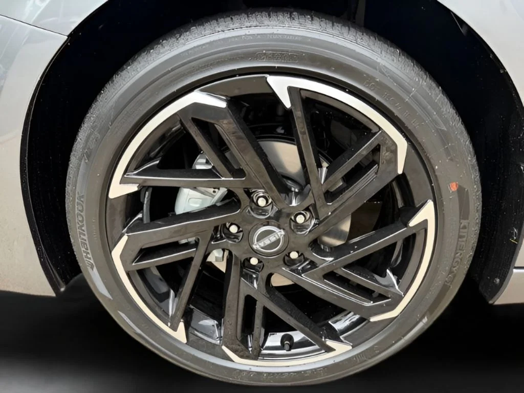 New 2026 Gray Nissan SR image 8
