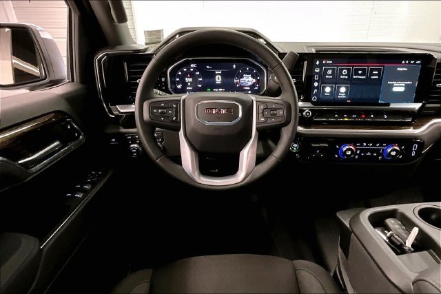 Used 2026 Summit White GMC SLE image 6