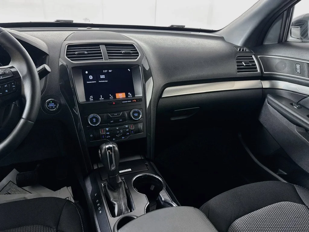 Used 2019 White Ford XLT image 27