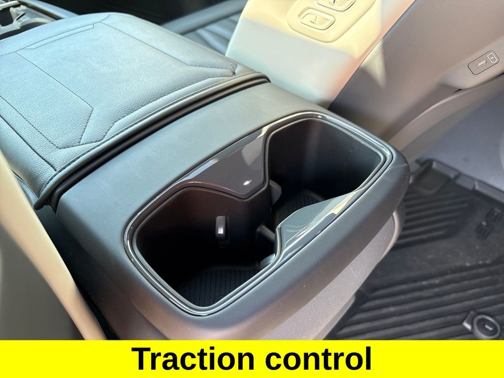 Used 2024 Ivory Kia GT-Line image 30