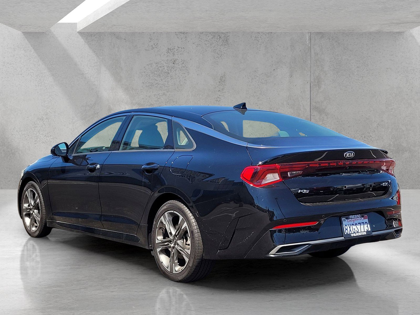 2021 Kia K5 EX - Photo 7