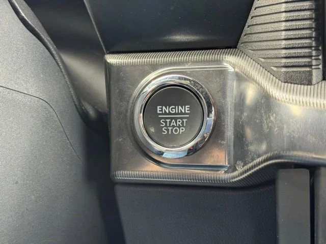 Used 2024 Gray Ford Raptor image 33