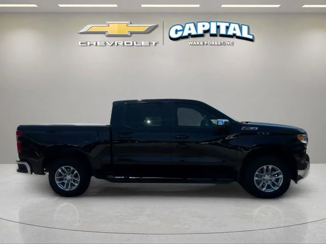 Used 2025 Black Chevrolet LT image 6