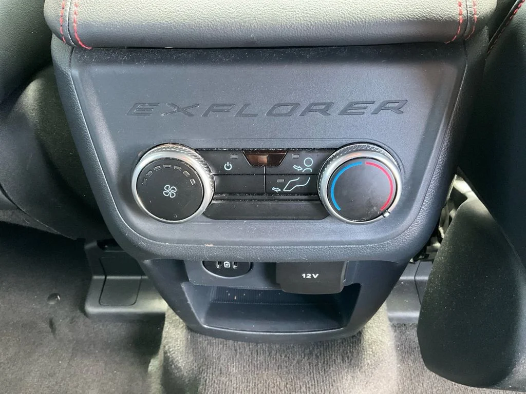 Used 2025 Black Ford ST-Line image 23
