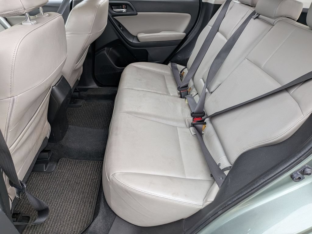 Used 2014 Green Subaru 2.5i Limited image 34