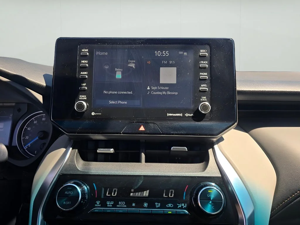Used 2021 Blueprint Toyota LE image 21