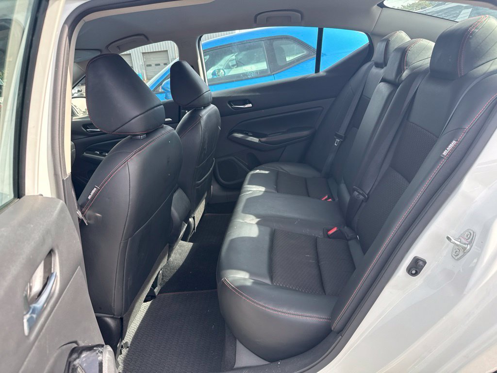 Used 2024 White Nissan 2.5 SR image 6