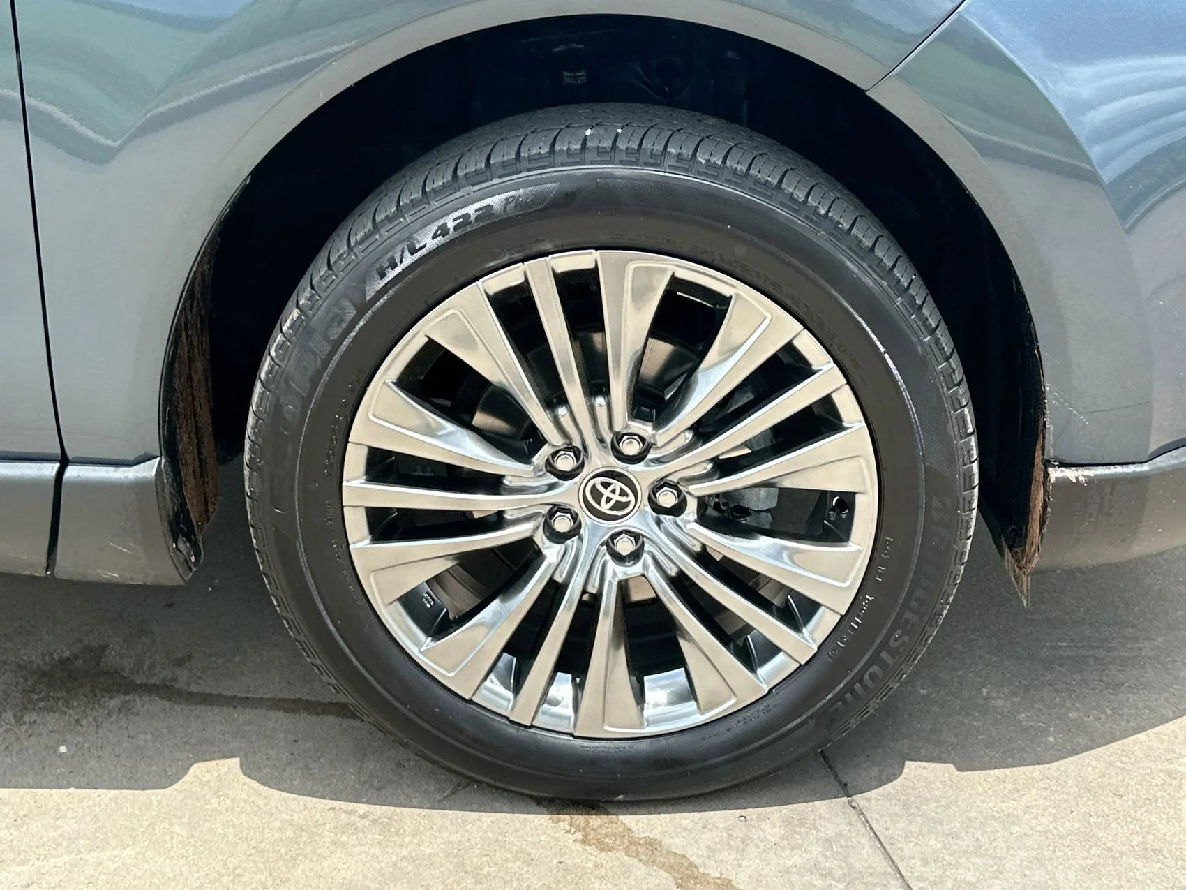 Used 2024 Coastal Gray Toyota XLE image 10