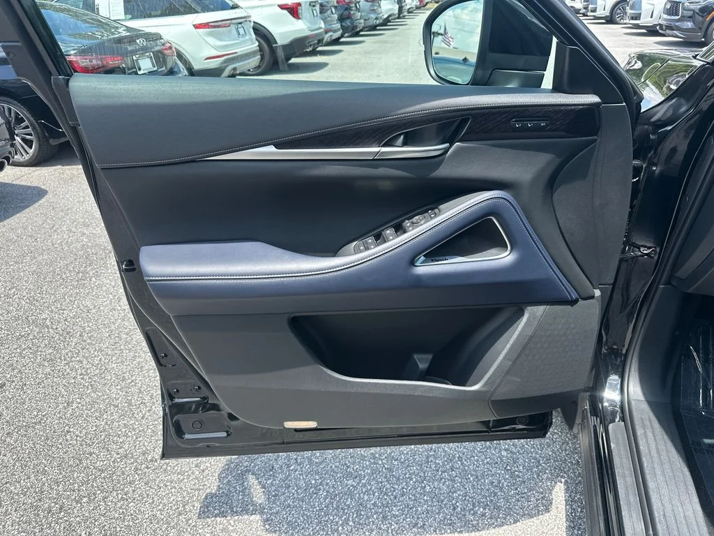 Certified Used 2026 Black INFINITI SPORT image 10