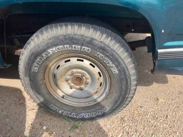 Used 1997 Green GMC SL image 5