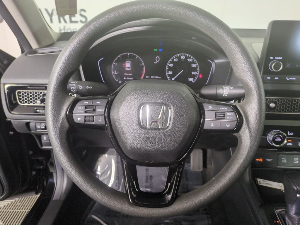 2025 Honda Civic LX - Photo 18
