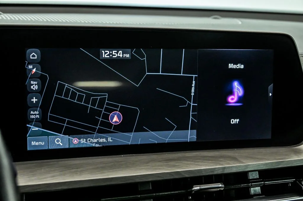Used 2023 White Kia SX X-Line image 23