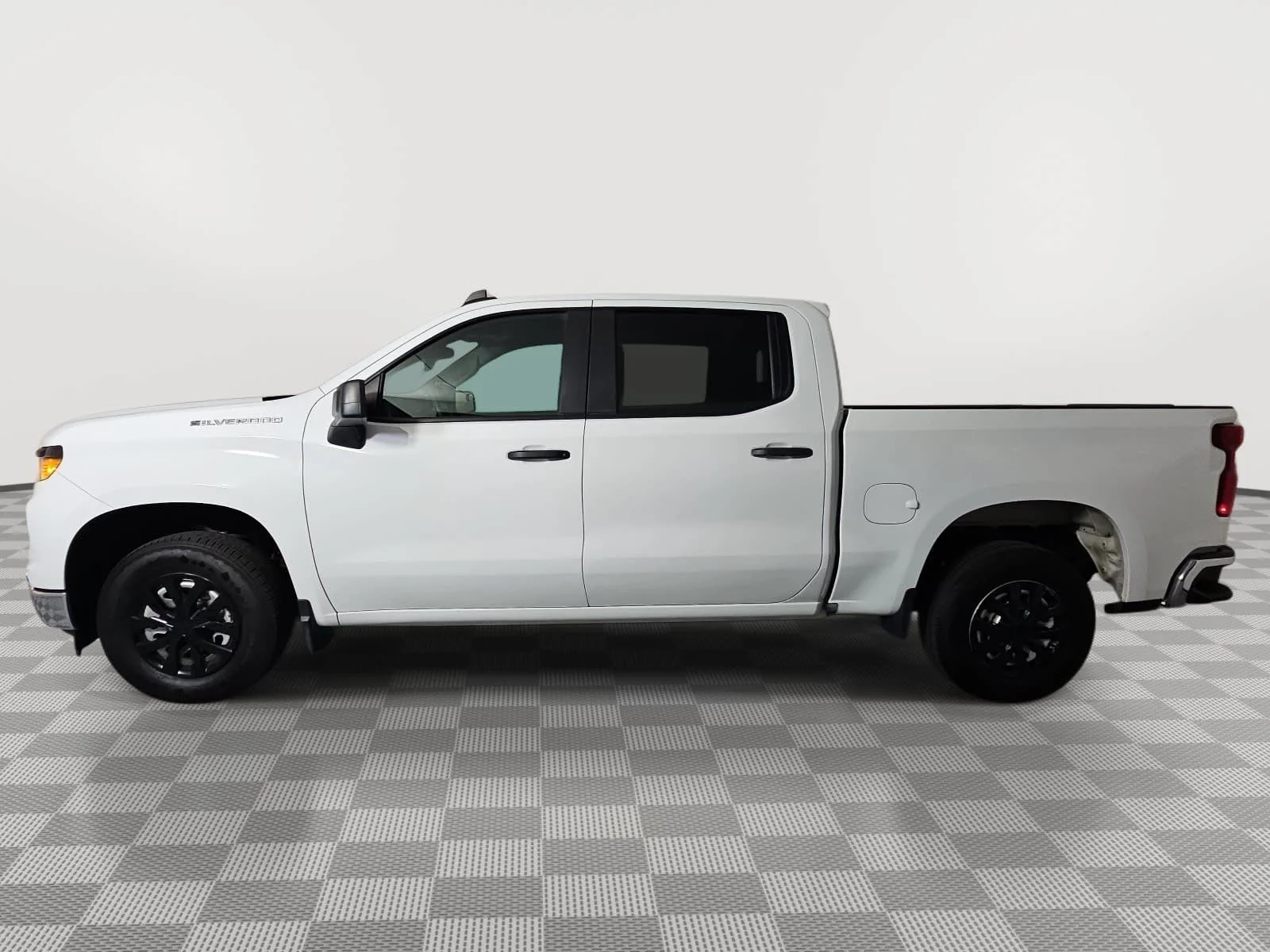 Used 2023 White Chevrolet WT image 5
