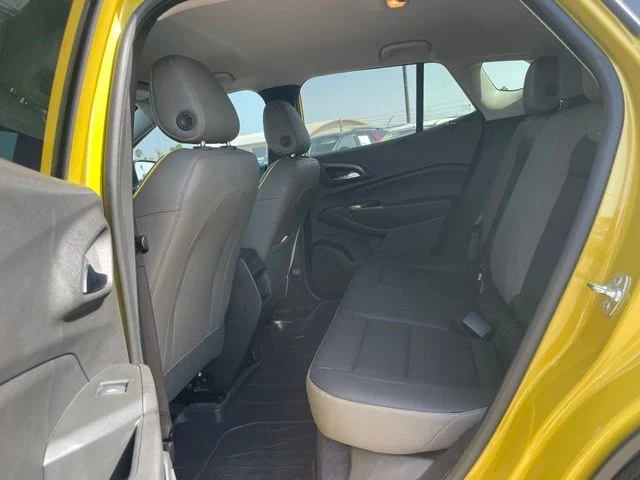 Used 2025 Yellow Chevrolet ACTIV image 25