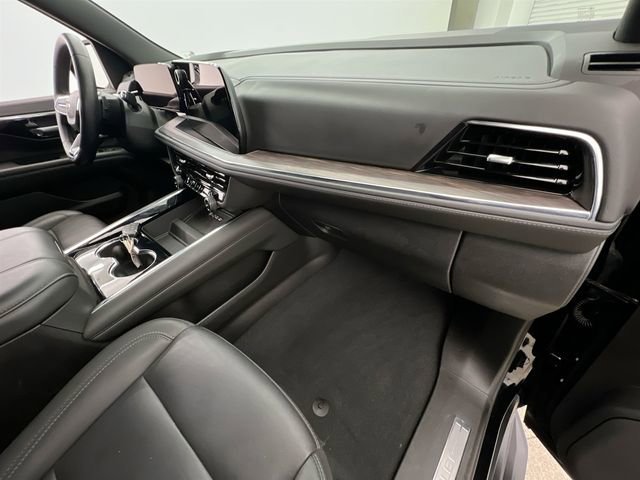 2025 Chevrolet Tahoe LT - Photo 13