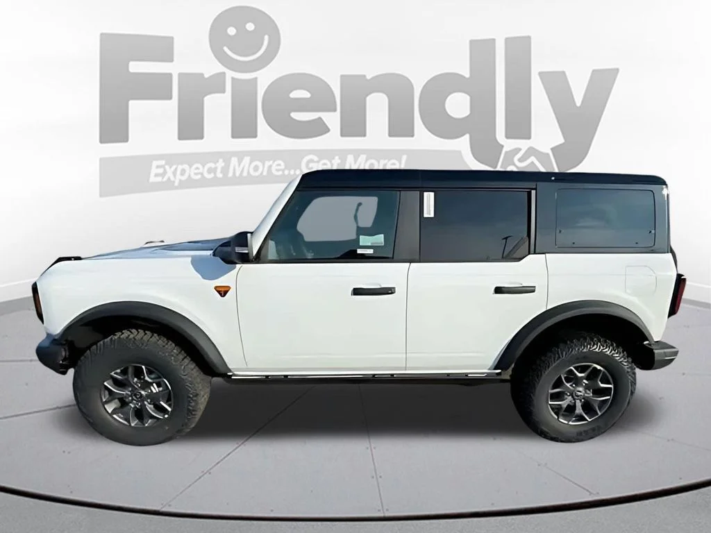 New 2025 Oxford White Ford Badlands® image 8