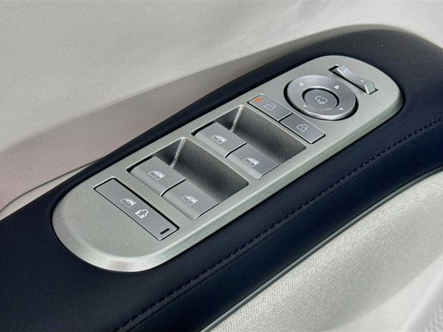 New 2027  Hyundai Calligraphy FWD image 33