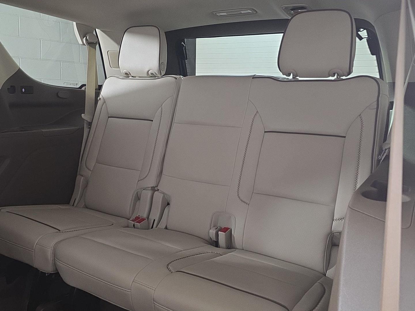 Used 2024 White Frost Tricoat GMC Denali image 31