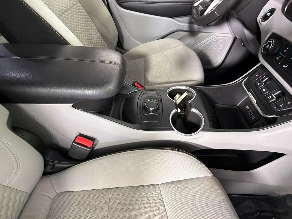 Used 2020 RED QUARTZ TINTCOAT GMC SLE image 34