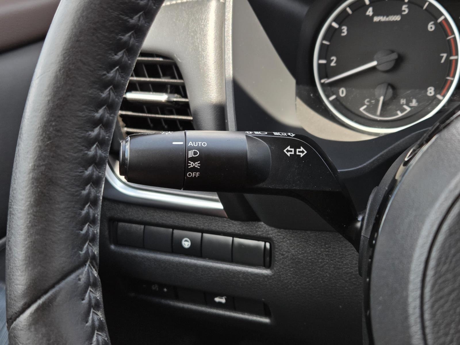 Used 2021 Super Black Nissan SV image 19